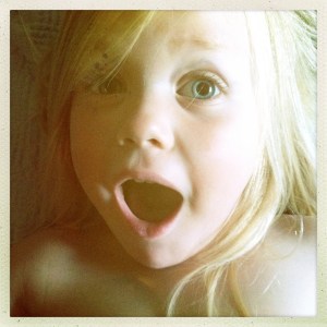 show my a surprise face Ivy